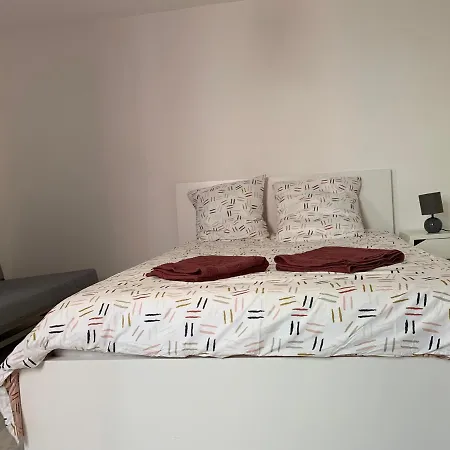 Appartement 2ème étage 42m2 Hyper Centre / Parking Gratuit