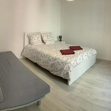 2ème étage 42m2 Hyper Centre / Parking Gratuit Appartement